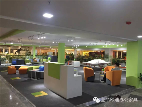 休閑會(huì)客接待區(qū)辦公家具-壹品歐迪辦公家具