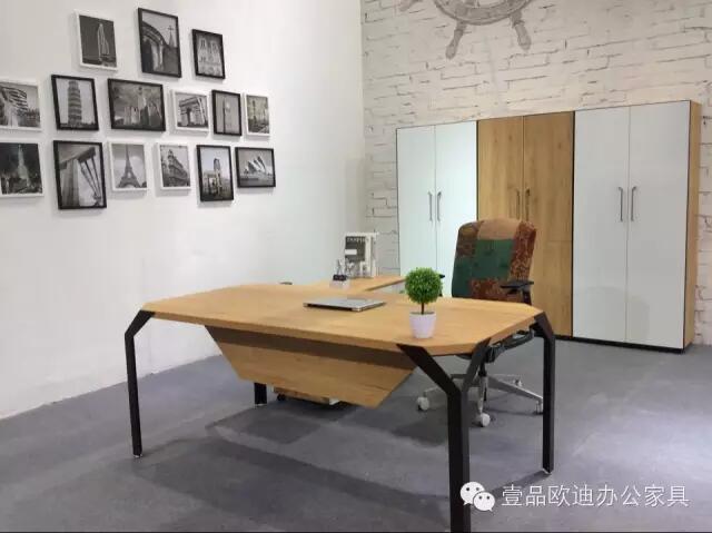 如何為辦公室挑選飾品擺件？